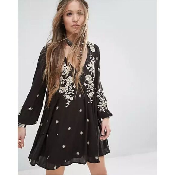 Free People Sweet Tennessee Embroidered Mini Dress Size S - Picture 1 of 9
